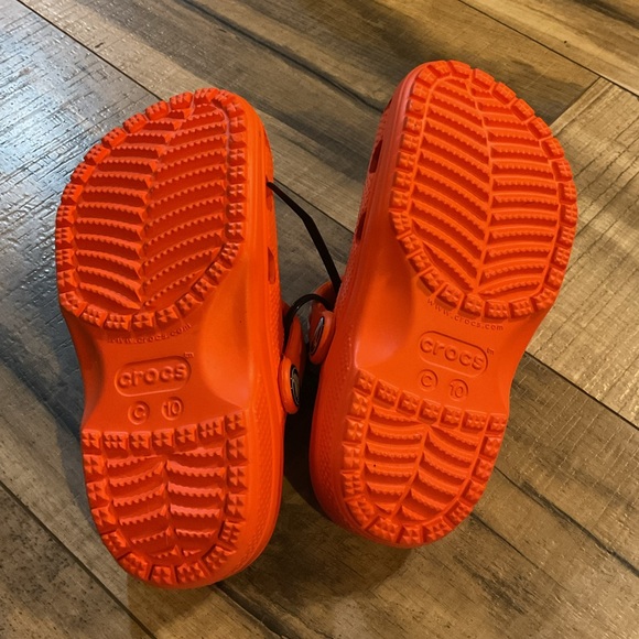 NWOT Crocs 204536 Kids Classic Clog Slip On Tangerine Orange Unisex Toddler C10 - Picture 4 of 6